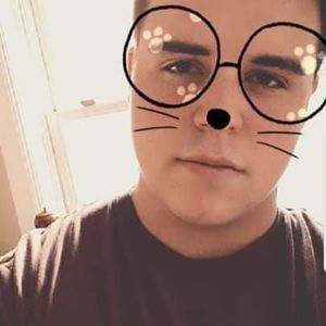 Meet your Posher, Zachary